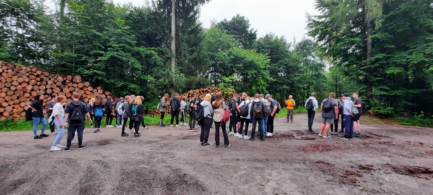 Wandergruppe der Breitunger Regelschule am 16. September auf der Erlenleite