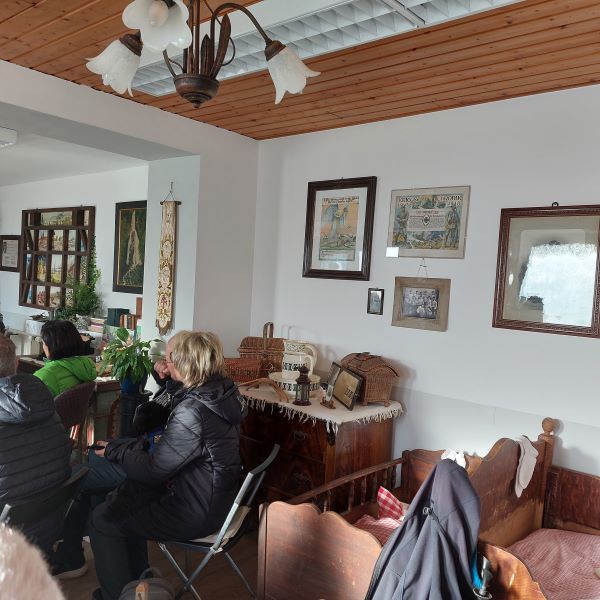 4 im Heimatstübchen